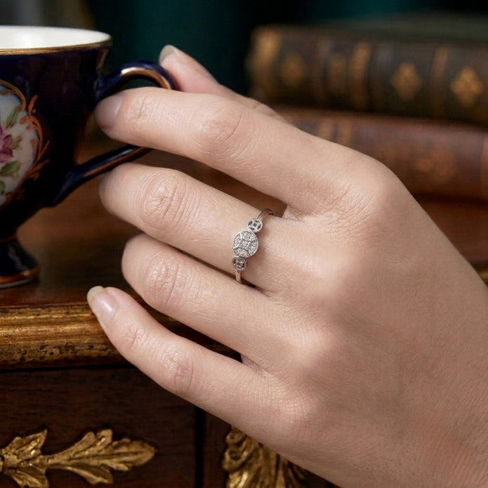 Orbit Elegance Ring