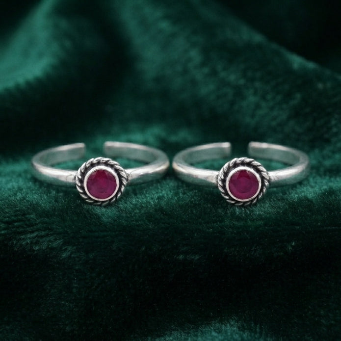 Ruby Twist Toe Ring