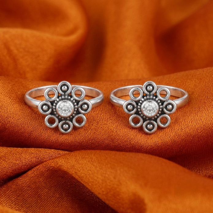 Crystal Bloom Toe Ring