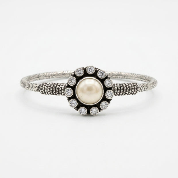 Victoria Pearl Kada