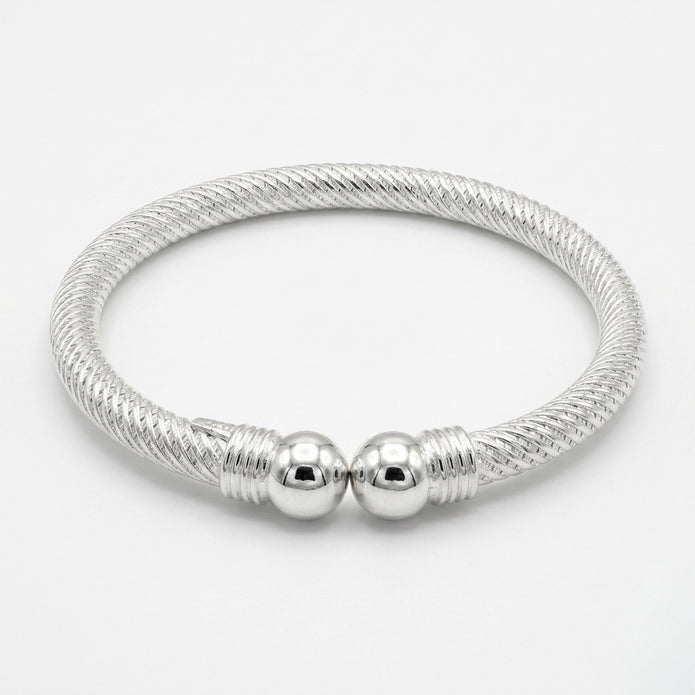 Textured Open-Front Kada