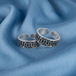 Elegant Flow Toe Ring