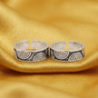 Classic Curve Toe Ring