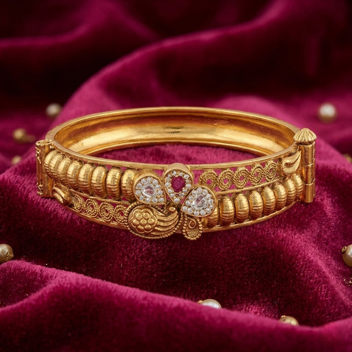 Golden Filigree Sovereign