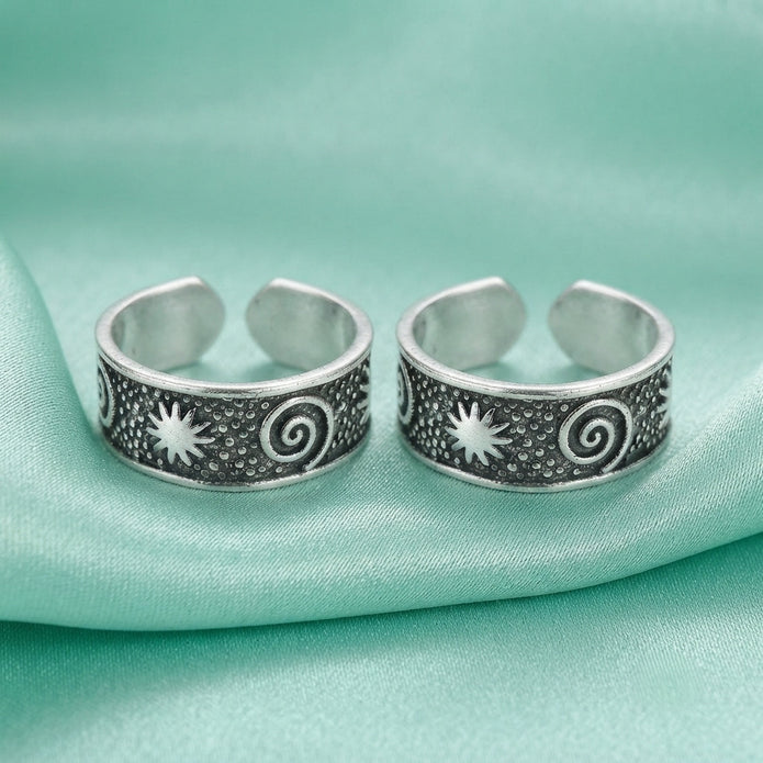 Celestial Charm Toe Ring
