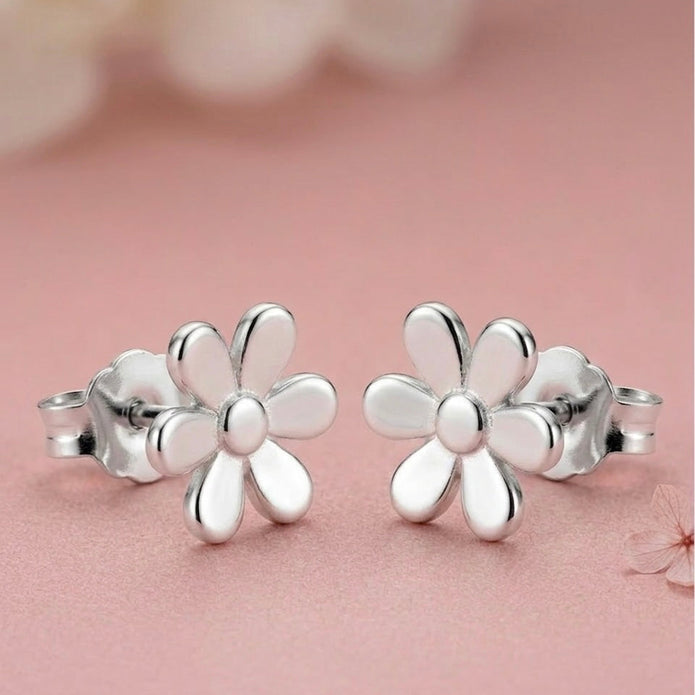Flower-Shaped Stud Earrings