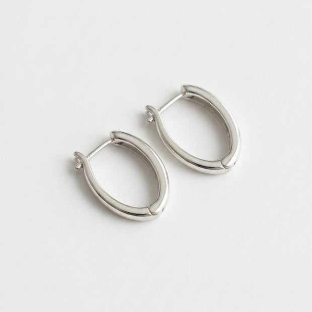 Minimal Oval Hoops